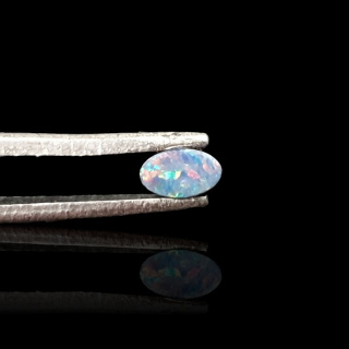 Opal australijski doublet 5x3 mm nr 11