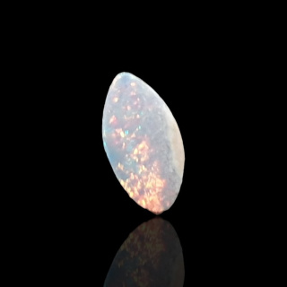 Opal australijski doublet 8x4 mm nr 85