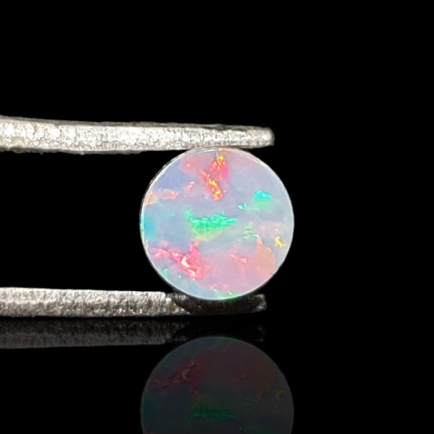 Opal australijski doublet fi 6 mm nr 35