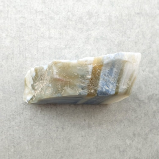 Opal niebieski ciety surowy 24x18 mm nr 160