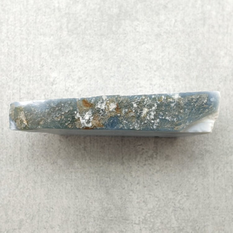 Opal niebieski ciety surowy 38x17 mm nr 138