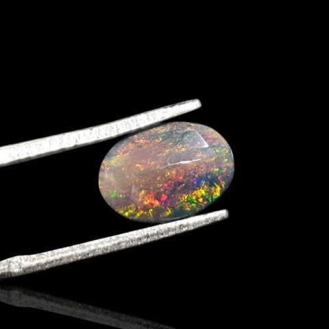 Czarny opal etiopski fasetowany 10x8 mm nr 649