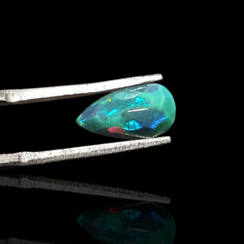 Czarny opal etiopski fasetowany 11x6 mm nr 667