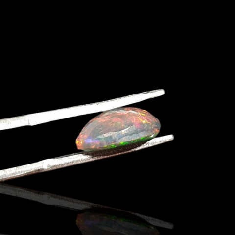 Czarny opal etiopski fasetowany 11x7 mm nr 647