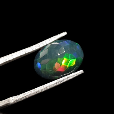 Czarny opal etiopski fasetowany 11x8 mm nr 634