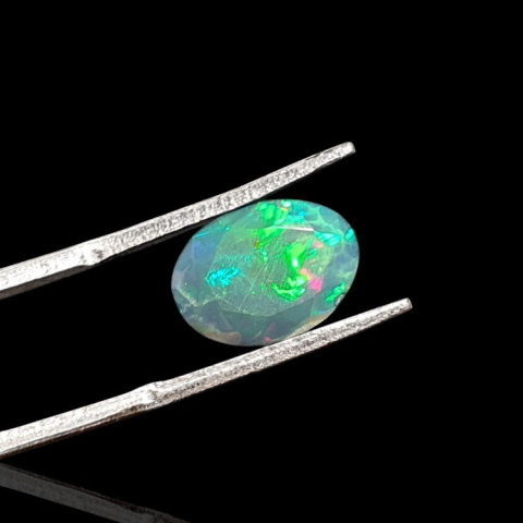 Czarny opal etiopski fasetowany 11x8 mm nr 640