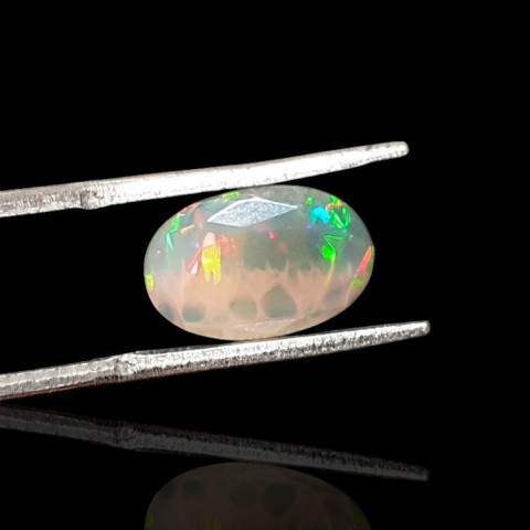 Czarny opal etiopski fasetowany 12x8 mm nr 633