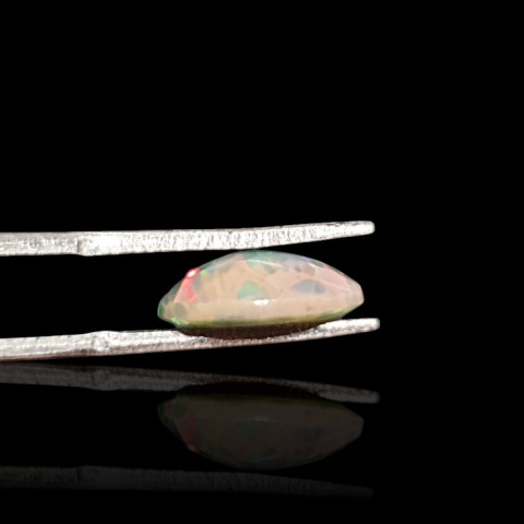 Czarny opal etiopski fasetowany 12x8 mm nr 633