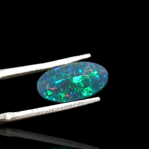 Czarny opal etiopski fasetowany 13x7 mm nr 631