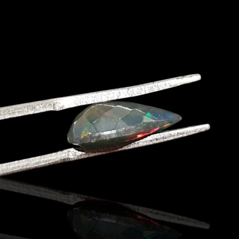 Czarny opal etiopski fasetowany 13x7 mm nr 641