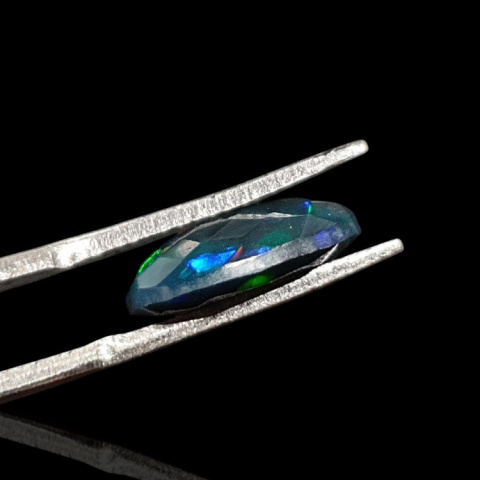 Czarny opal etiopski fasetowany 13x8 mm nr 627