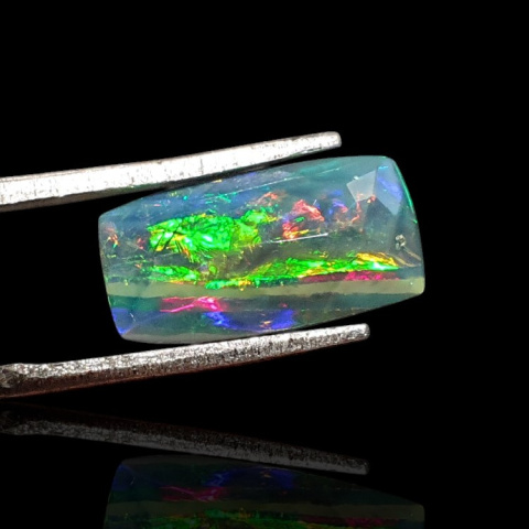 Czarny opal etiopski fasetowany 15x8 mm nr 614