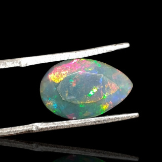 Czarny opal etiopski fasetowany 15x9 mm nr 615