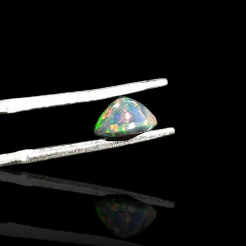 Czarny opal etiopski fasetowany fi 7 mm nr 712