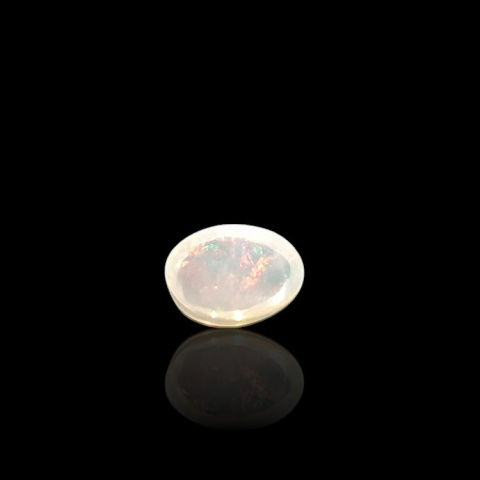 Opal z Etiopii kaboszon 8x6 mm nr 748