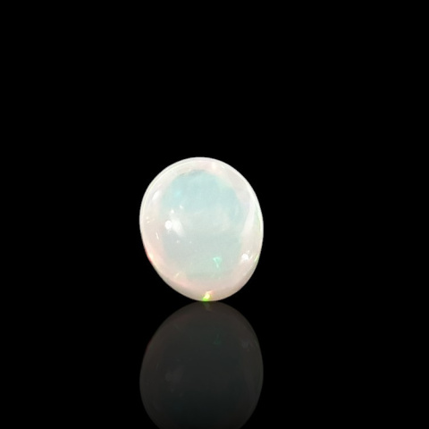 Opal z Etiopii kaboszon 9x7 mm nr 729