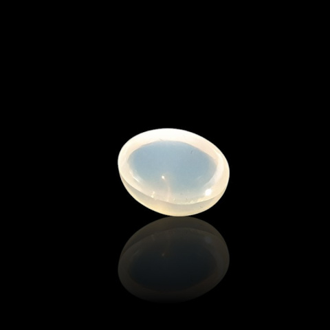 Opal z Etiopii kaboszon 9x7 mm nr 734