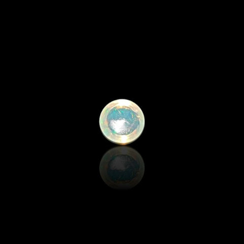 Opal z Etiopii kaboszon fi 6 mm nr 816