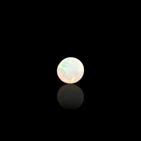 Opal z Etiopii kaboszon fi 6 mm nr 831