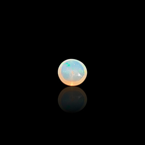 Opal z Etiopii kaboszon fi 7 mm nr 798