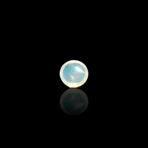 Opal z Etiopii kaboszon fi 7 mm nr 808