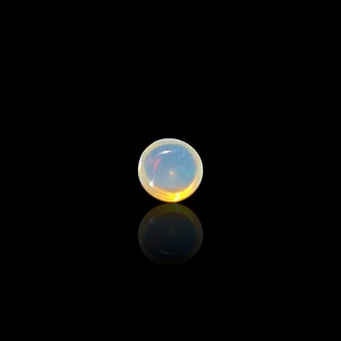 Opal z Etiopii kaboszon fi 7 mm nr 814