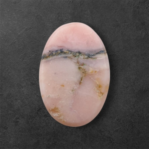 Opal różowy kaboszon 24x16 mm nr 110