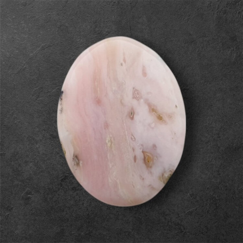 Opal różowy kaboszon 25x19 mm nr 74