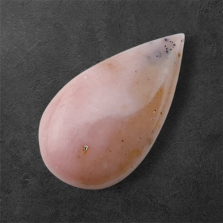 Opal różowy kaboszon 26x15 mm nr 86