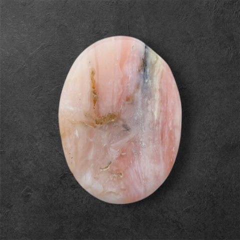 Opal różowy kaboszon 26x19 mm nr 87