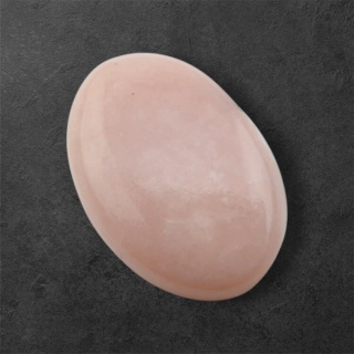 Opal różowy kaboszon 26x19 mm nr 89