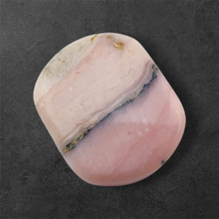 Opal różowy kaboszon 26x22 mm nr 68