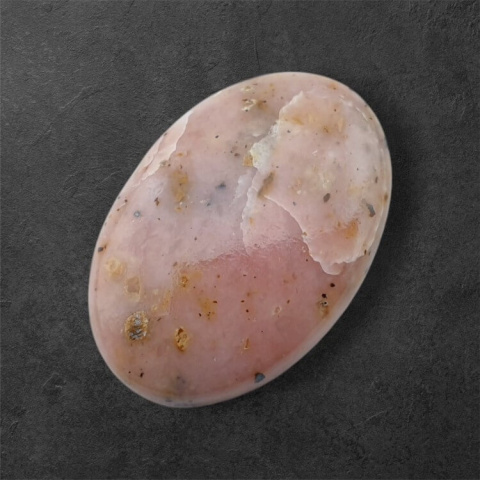 Opal różowy kaboszon 28x19 mm nr 78