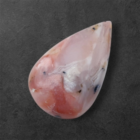 Opal różowy kaboszon 30x18 mm nr 101