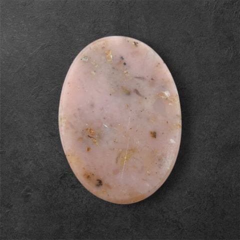 Opal różowy kaboszon 30x22 mm nr 112