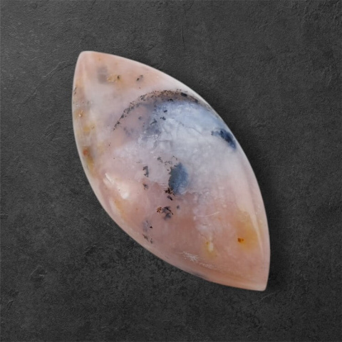 Opal różowy kaboszon 32x16 mm nr 59