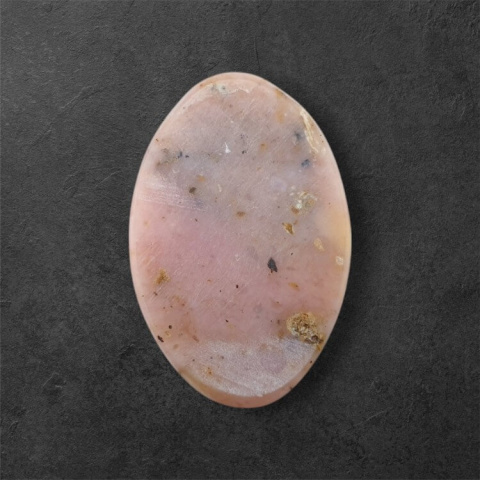 Opal różowy kaboszon 32x21 mm nr 109