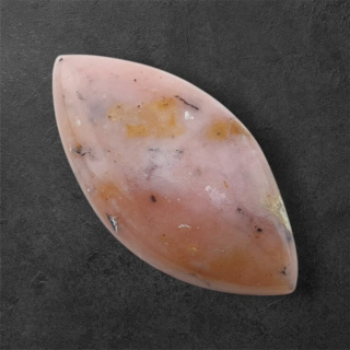 Opal różowy kaboszon 33x17 mm nr 66