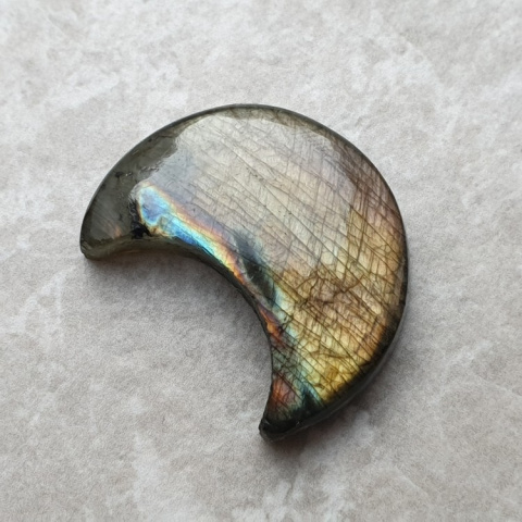 Labradoryt kaboszon księżyc 26x21 mm nr 214 Labradoryt kaboszon księżyc 26x21 mm nr 214