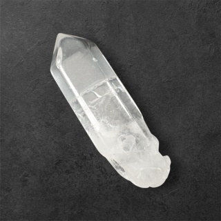 Kryształ górski sopel 37x12 mm nr 387