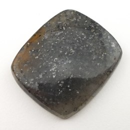 Czarny kamień słoneczny kaboszon ~33x28 mm nr 6