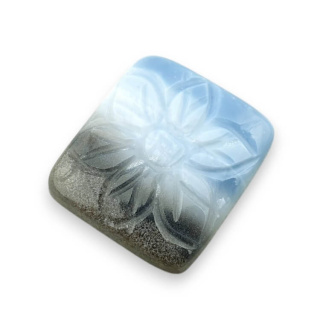 Opal niebieski kaboszon carving 24x22 mm nr 12