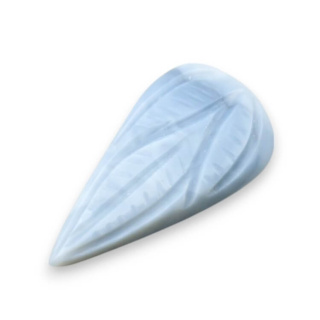Opal niebieski kaboszon carving 29x15 mm nr 42