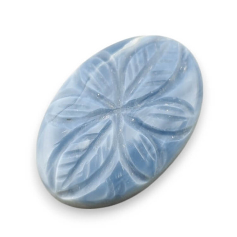 Opal niebieski kaboszon carving 30x20 mm nr 82