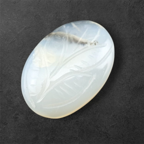 Agat montana kaboszon carved 23x17 mm nr 66 Agat montana kaboszon carved 23x17 mm nr 66