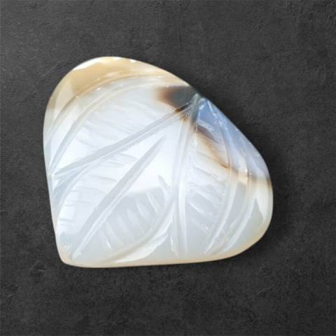 Agat montana kaboszon carved 24x20 mm nr 35 Agat montana kaboszon carved 24x20 mm nr 35