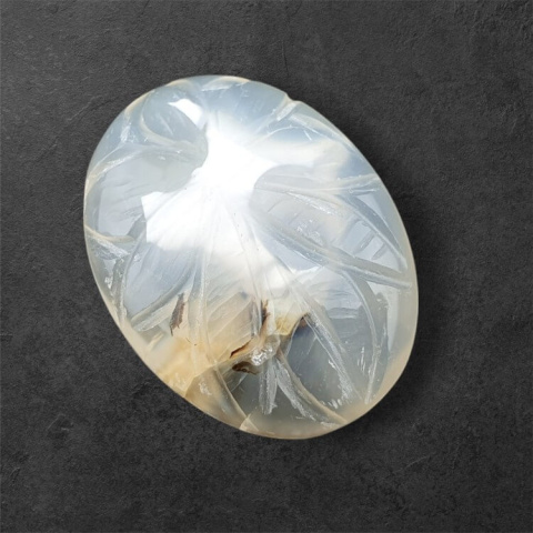Agat montana kaboszon carved 28x21 mm nr 50 Agat montana kaboszon carved 28x21 mm nr 50