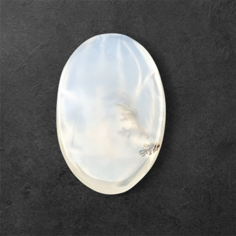 Agat montana kaboszon carved 29x19 mm nr 6 Agat montana kaboszon carved 29x19 mm nr 6