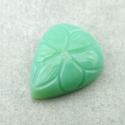 Chalcedon chryzo kaboszon carved 21x17 mm nr 59 Chalcedon chryzo kaboszon carved 21x17 mm nr 59