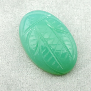 Chalcedon chryzo kaboszon carving 27x17 mm nr 78